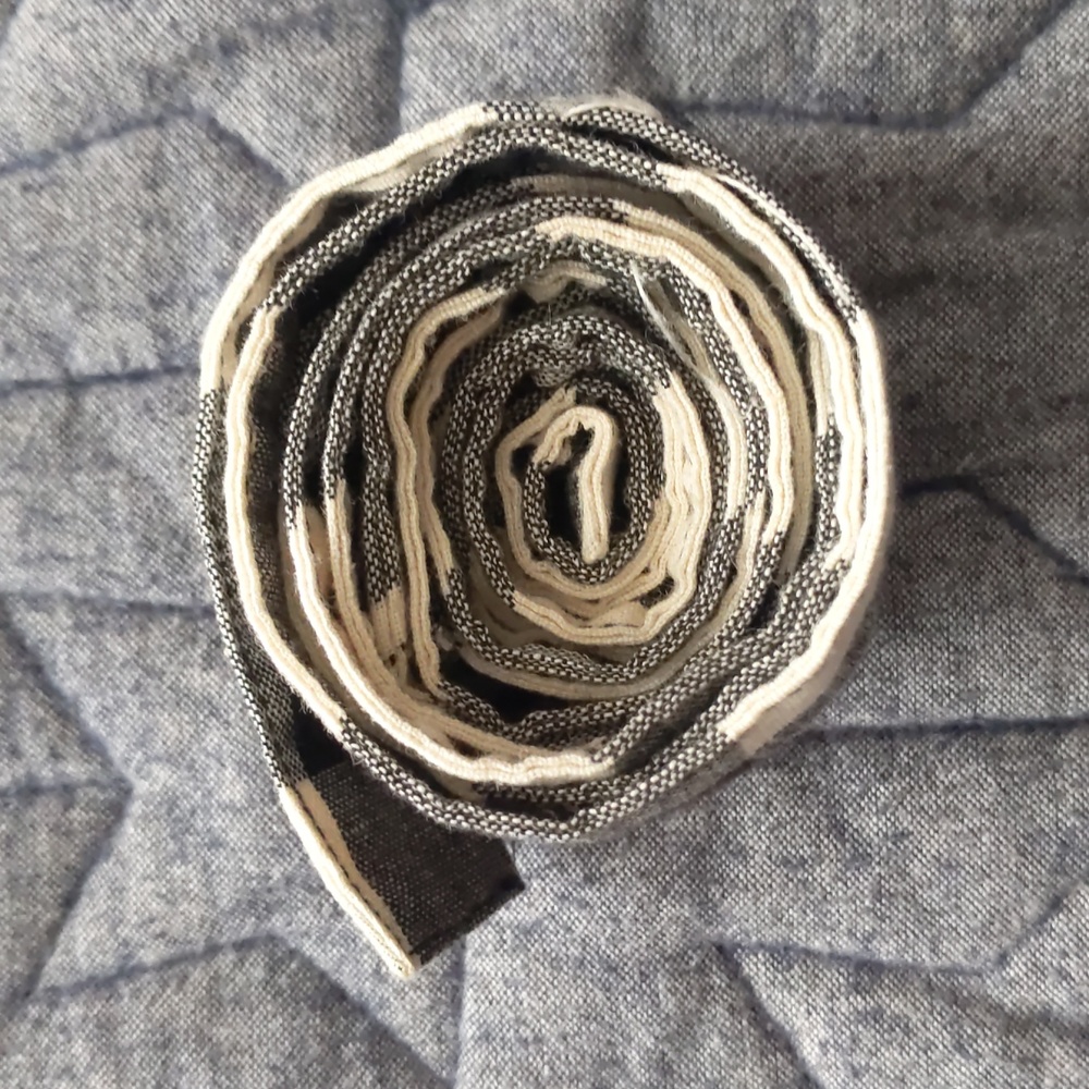 Grayscale Tie Belt